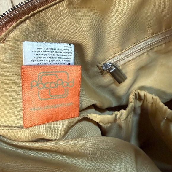 PacaPod Saunton Convertible Diaper Bag - Picture 11 of 12